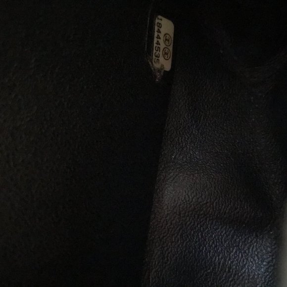 CHANEL Boy Small Light Green Lambskin Rabbit Fur - Picture 4 of 10